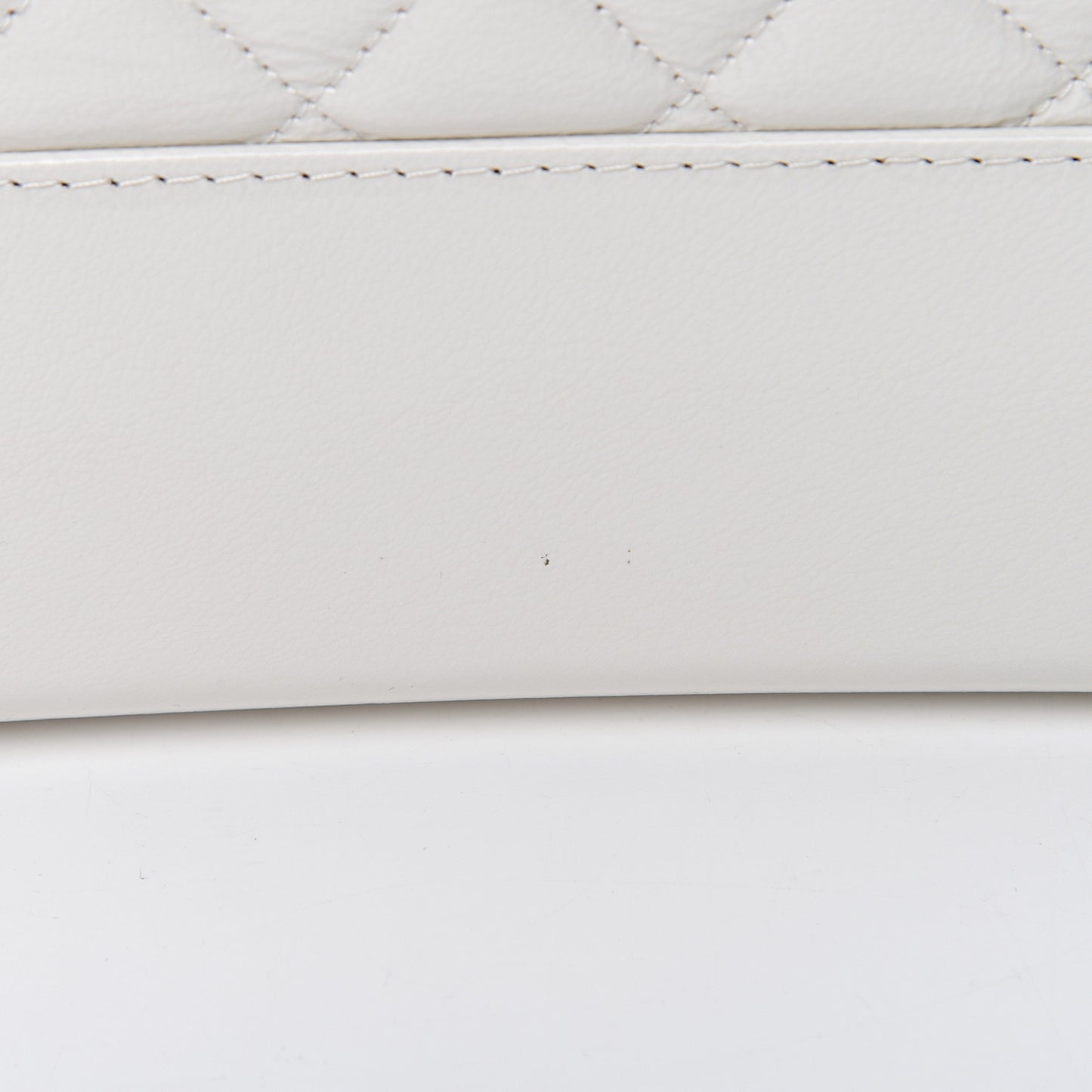 Patent Goatskin Quilted Medium Gabrielle Hobo White