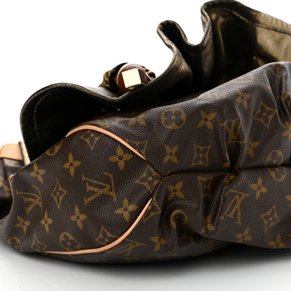 Louis Vuitton Monogram Kalahari GM 8 of 9