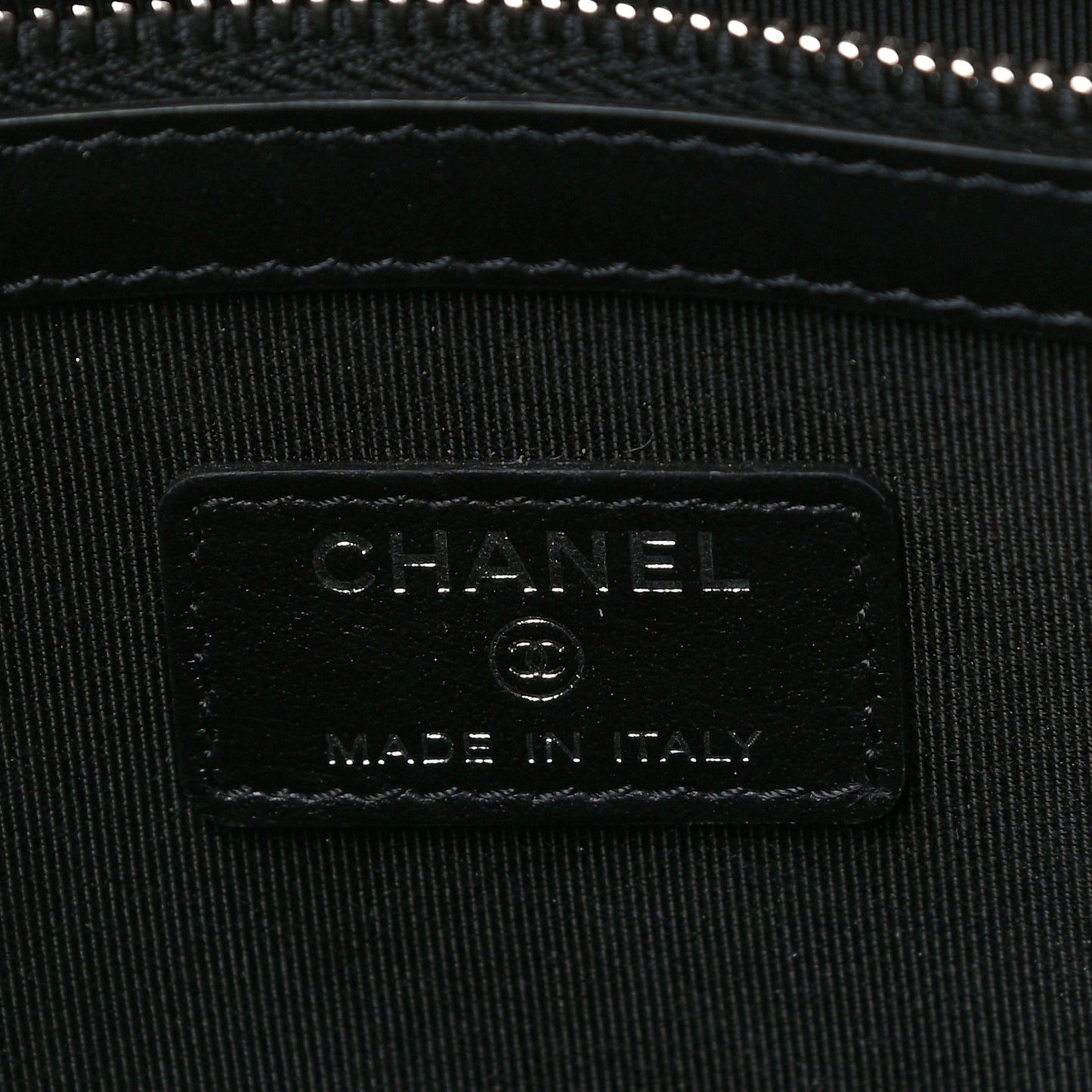 Caviar Quilted Medium Boy Cosmetic Case Black