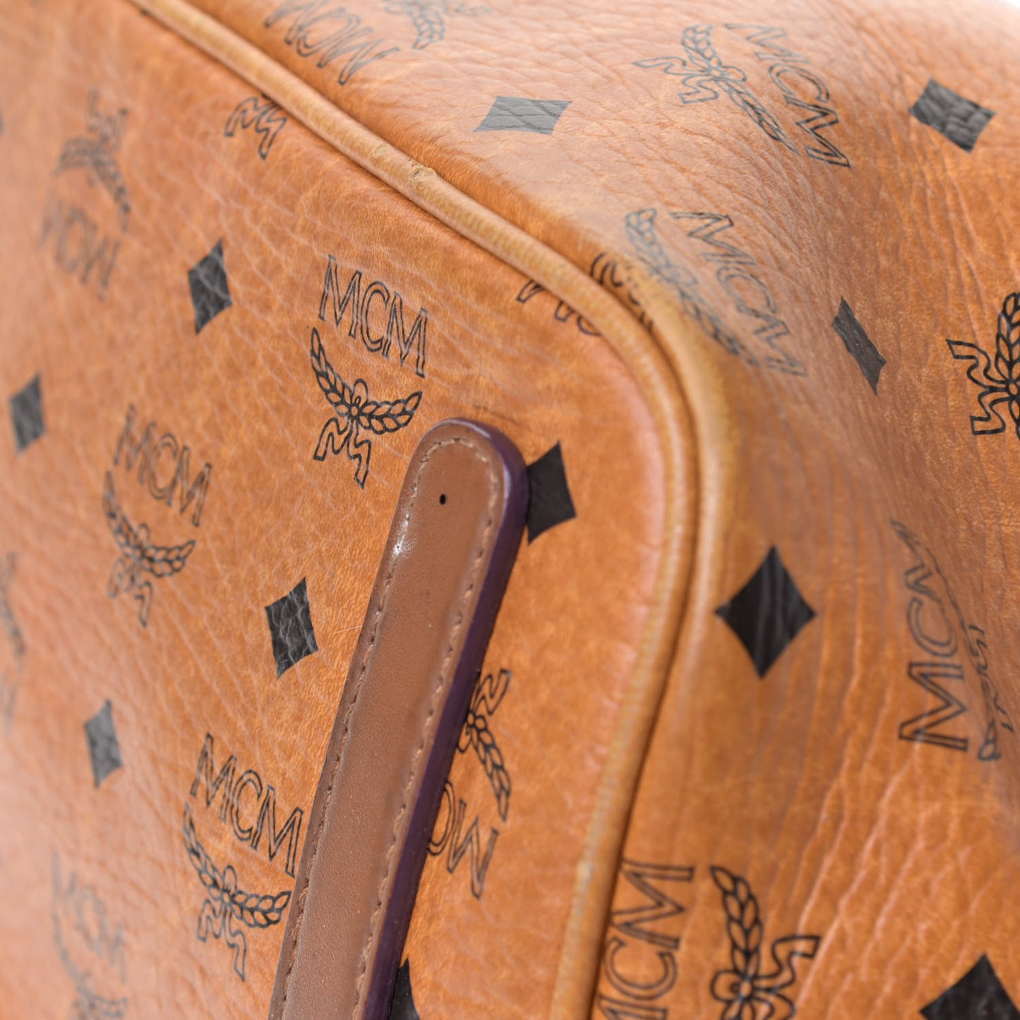 Visetos Medium Liz Reversible Shopper Tote Cognac