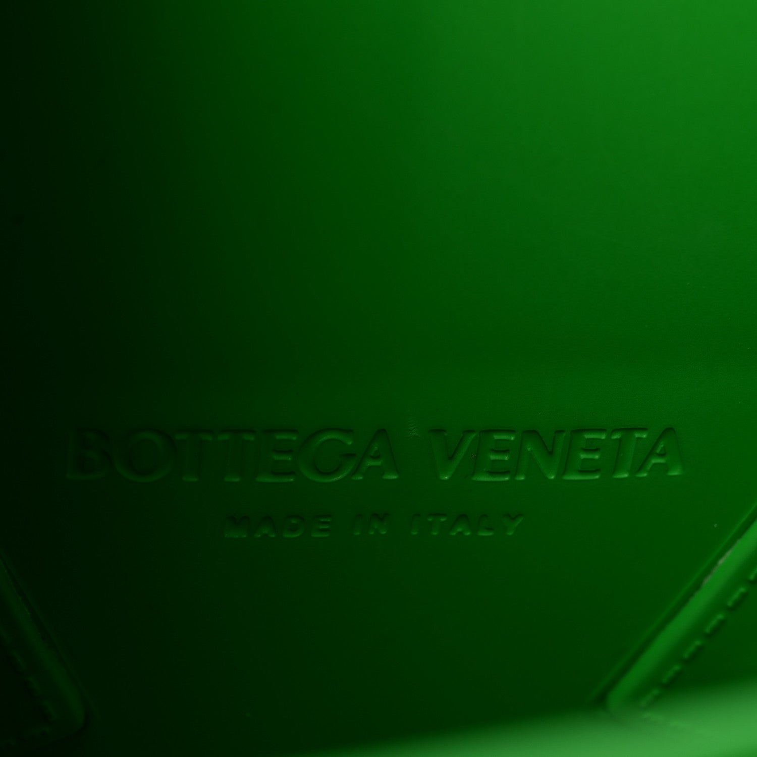 Bottega Veneta Rubber Maxi Intrecciato Mini Arco Grass 6 of 10