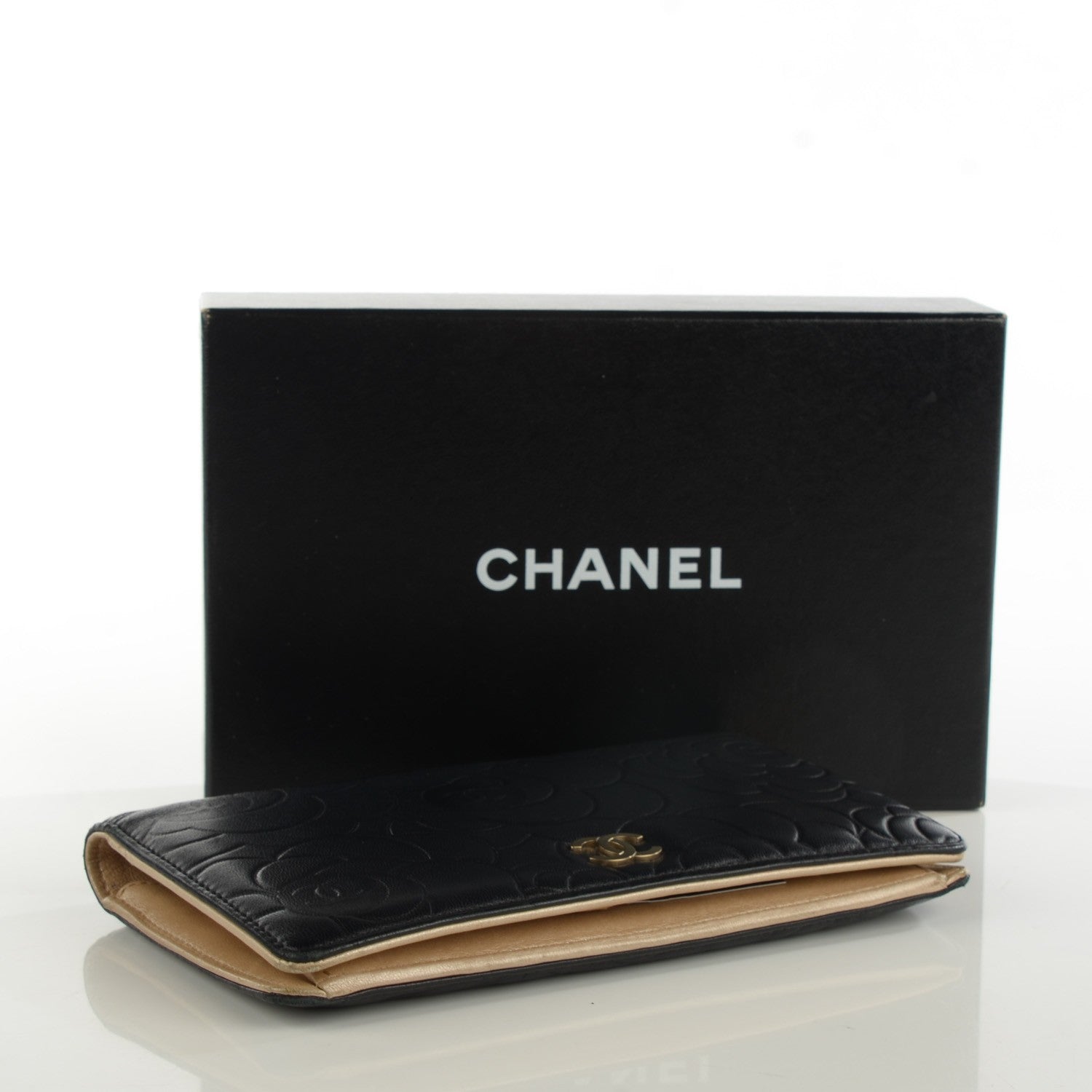 Chanel Lambskin Camellia Embossed Yen Wallet Black 4 of 9