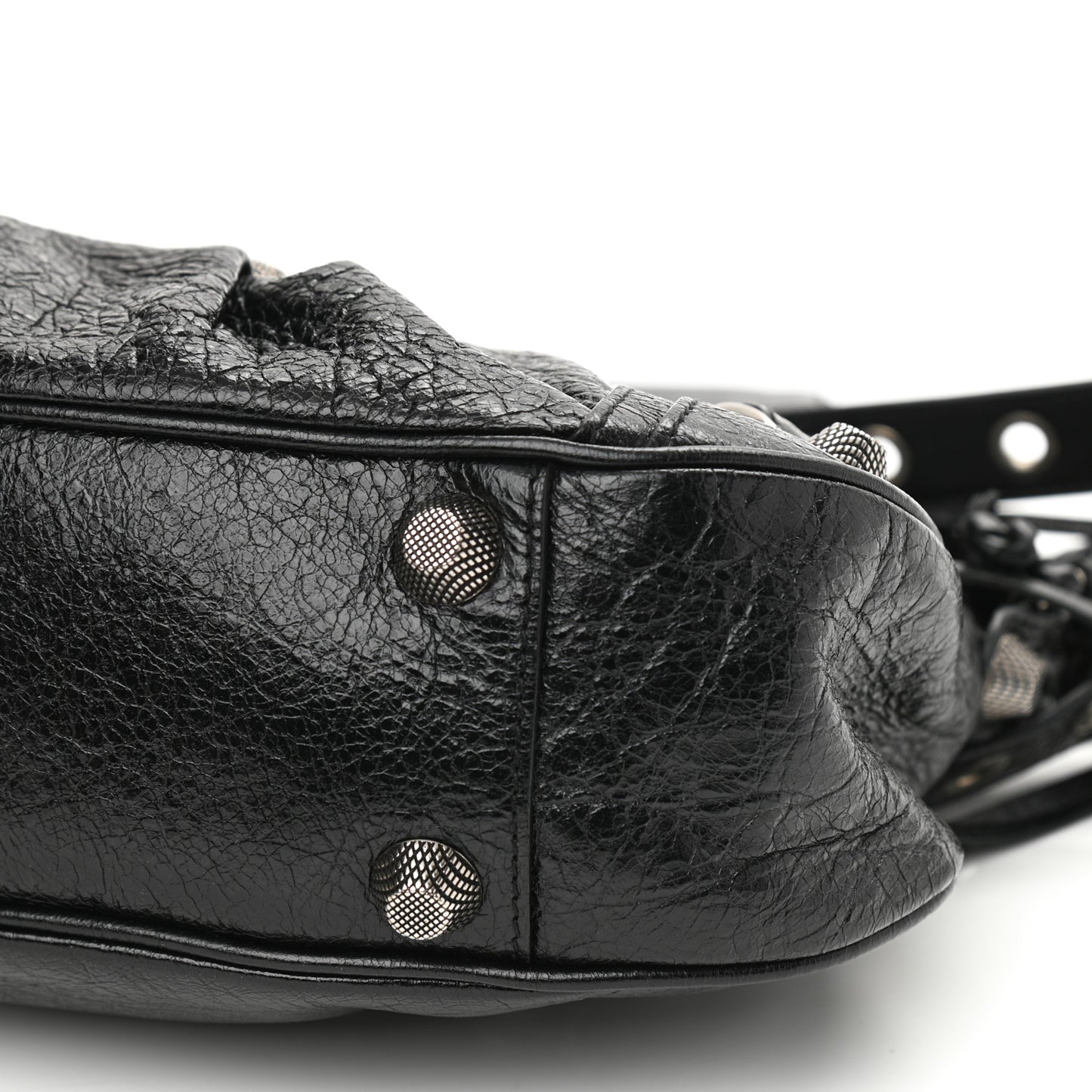 Agneau Arena Small Le Cagole Shoulder Bag Black