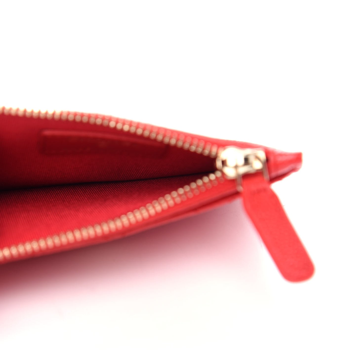 Caviar Quilted CC Zip Card Holder Red