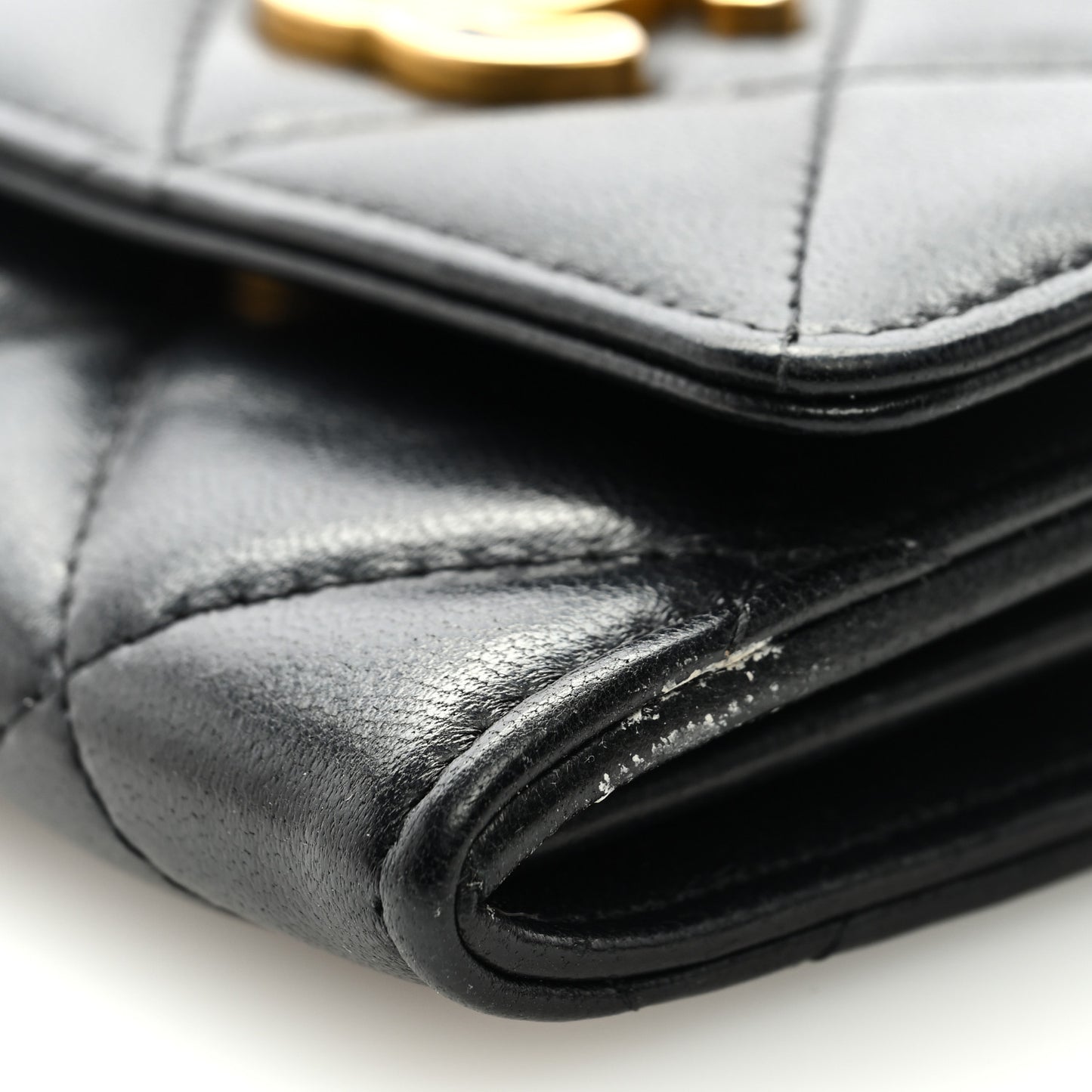 Lambskin Enamel Quilted Pending CC Card Holder On Chain Black