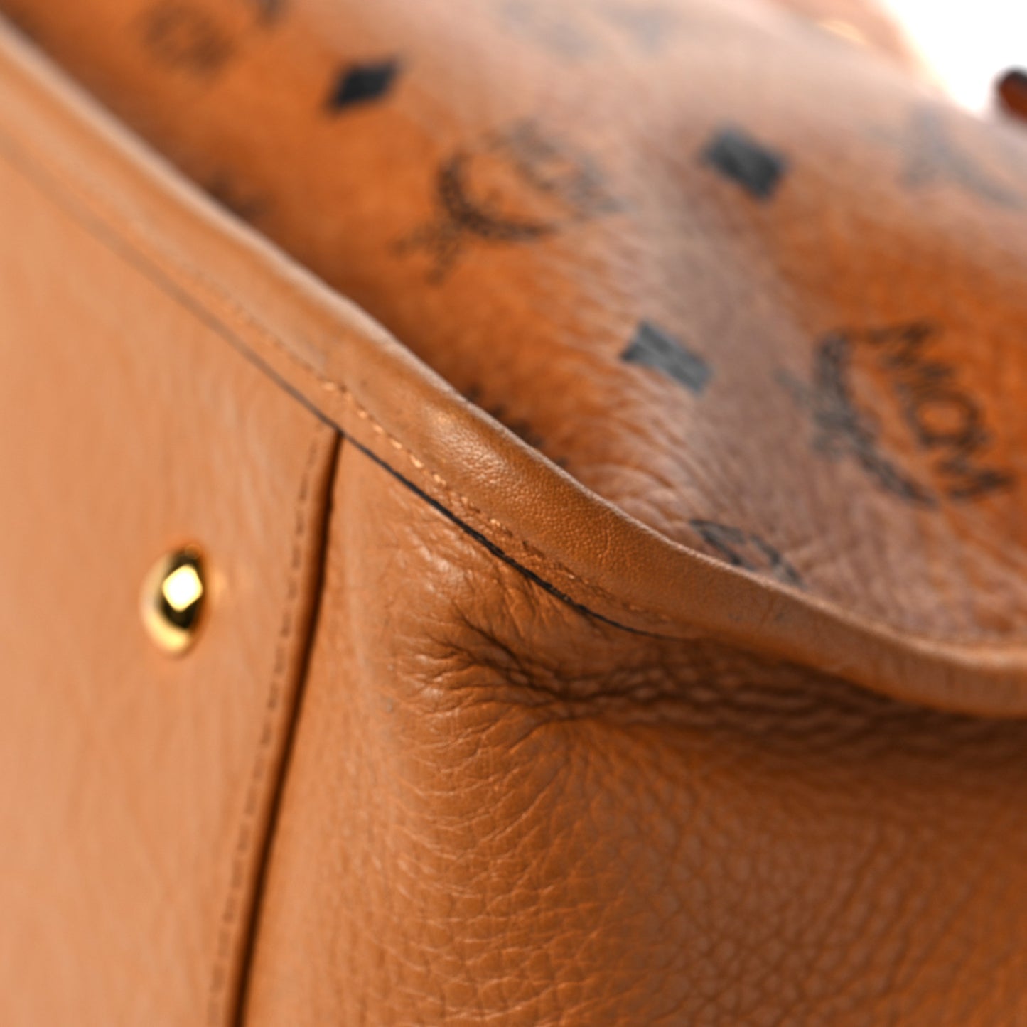 Visetos Calfskin Crocodile Embossed Double Zip Tote Cognac