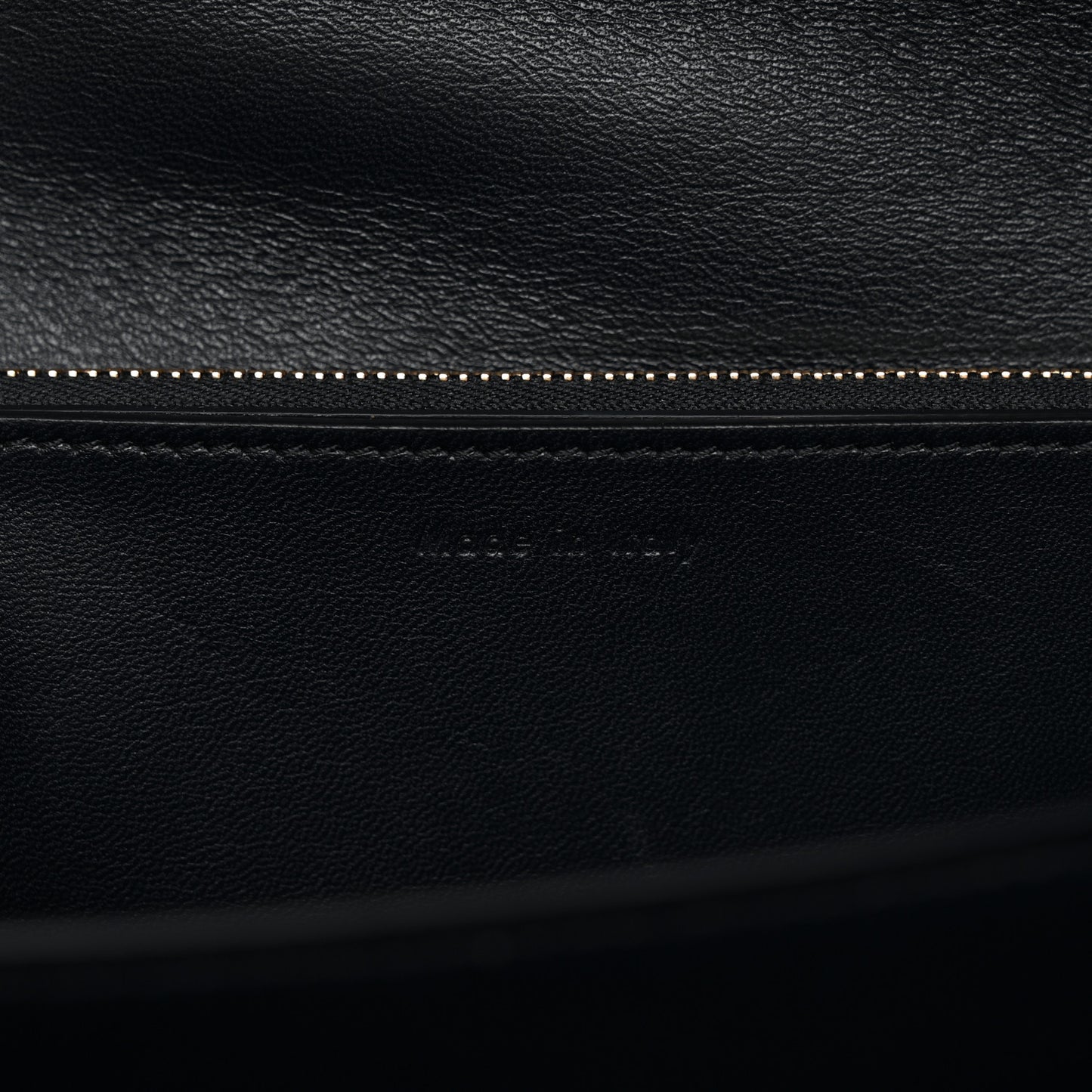 Box Calfskin Medium Classic Box Flap Bag Navy