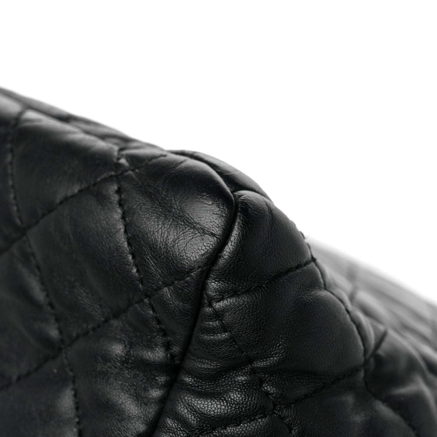 Lambskin Quilted Week End on Mars Tote Black