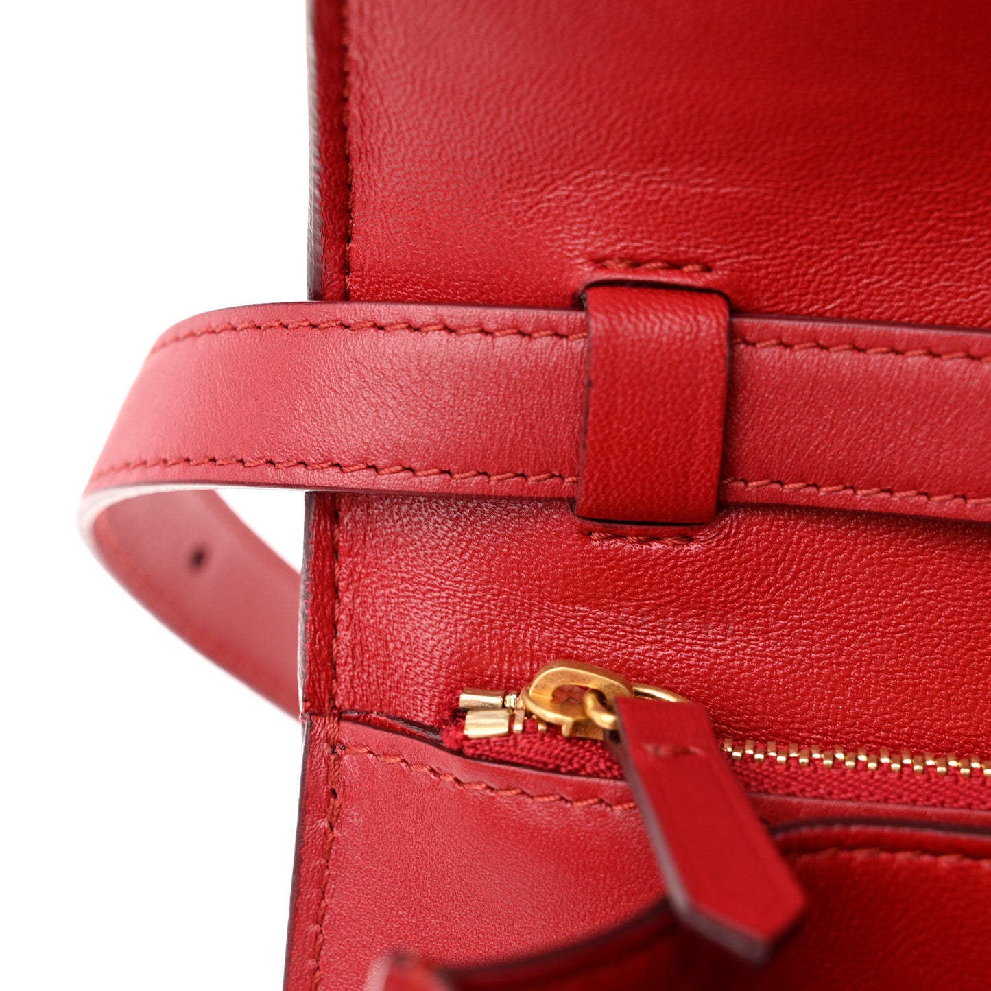 Box Calfskin Medium Classic Box Flap Bag Red