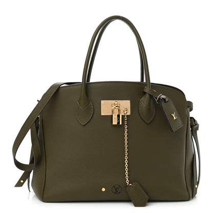 Louis Vuitton Veau Nuage Milla MM Laurier Green 1 of 8