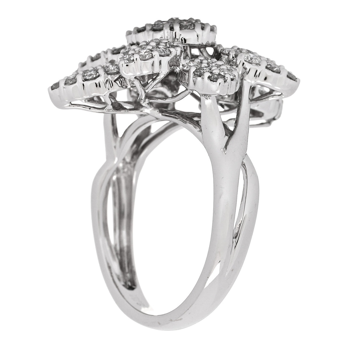18K White Gold Diamond 1.90ctw Flower Cocktail Ring  55 7.25