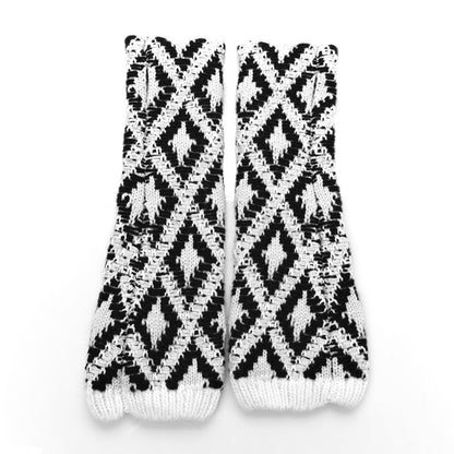 Chanel Cashmere Blend CC Beanie Hat With Gloves Set White Navy Blue 4 of 5