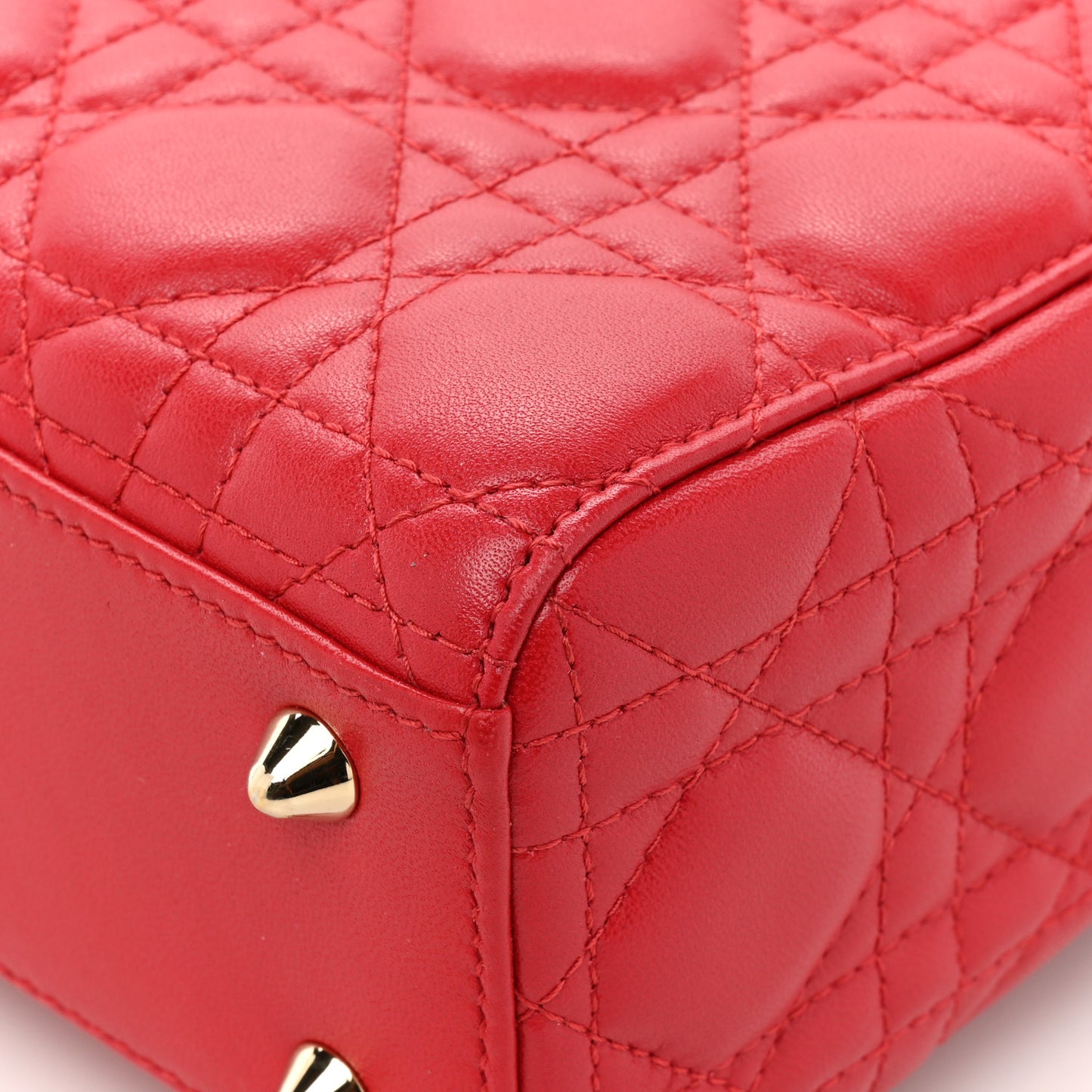 Lambskin Cannage Small Lucky Badges My Lady Dior Red