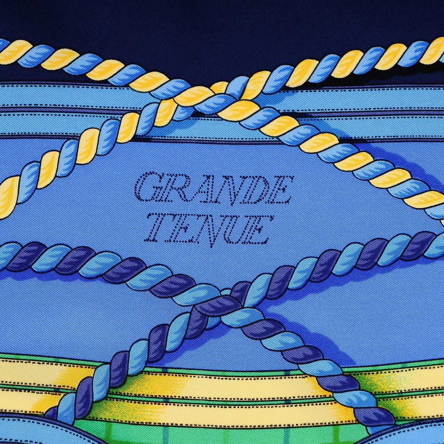 Silk Grande Tenue Scarf 90