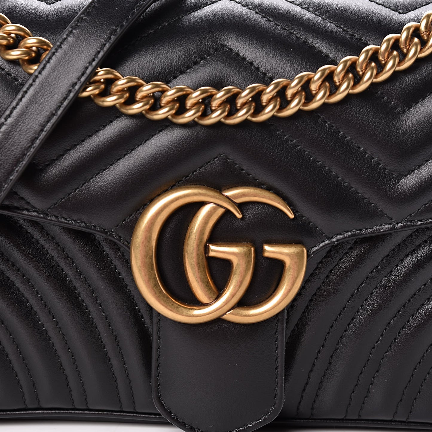Calfskin Matelasse Small GG Marmont Shoulder Bag Black