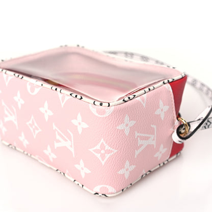 Louis Vuitton Monogram Giant Beach Pouch Rouge 9 of 10