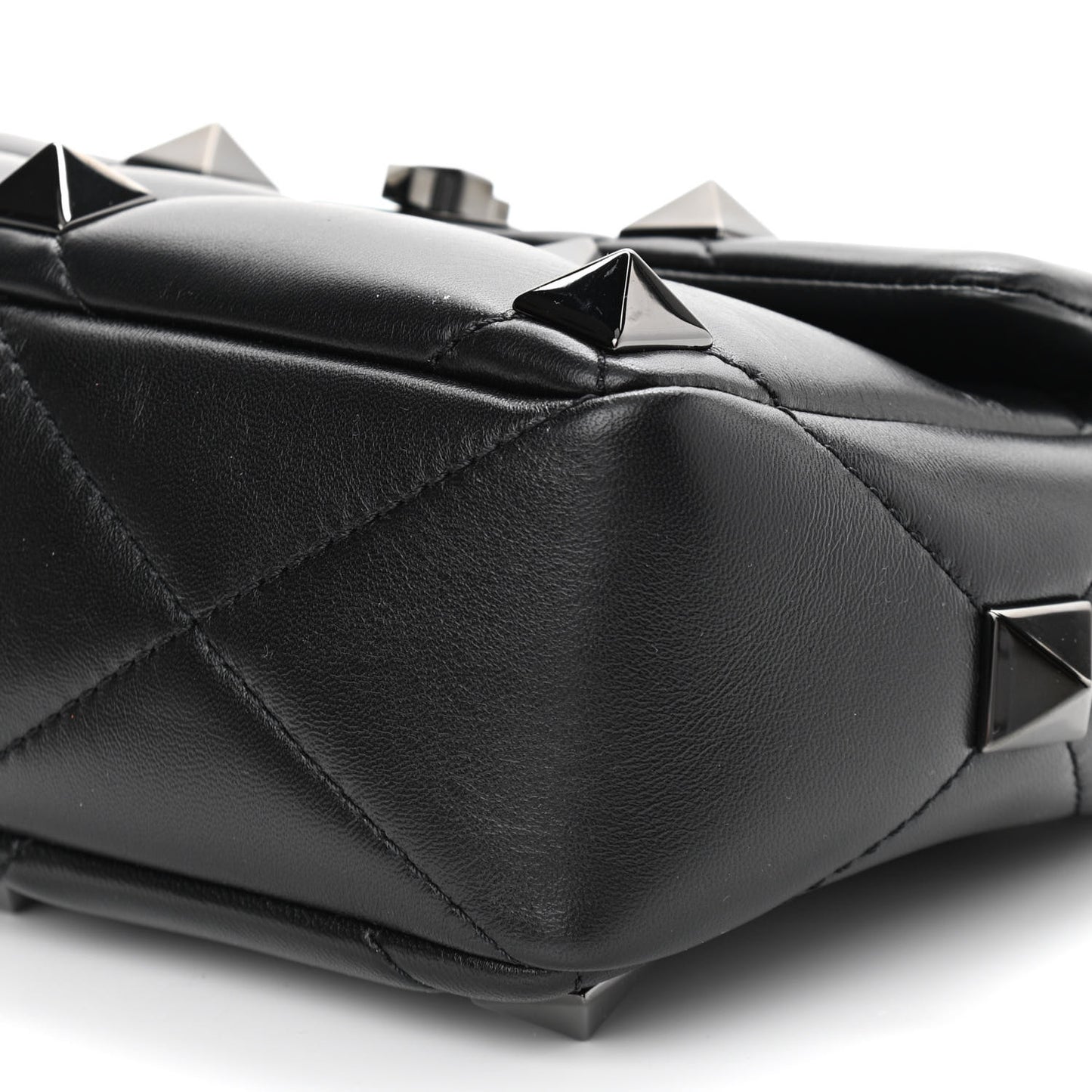 Nappa Monochrome Medium Roman Stud Shoulder Bag Black