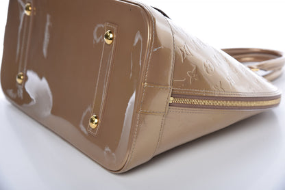 Louis Vuitton Vernis Alma GM Beige Poudre 12 of 22