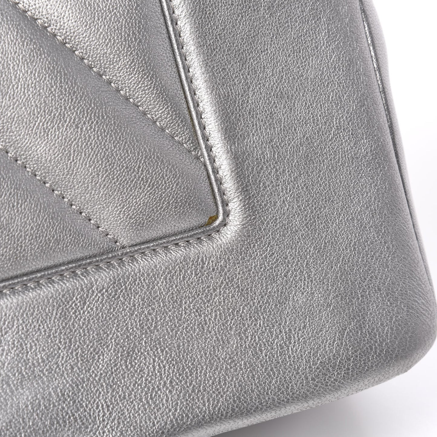Metallic Sheepskin Chevron Quilted Medium Vintage Mademoiselle Flap Silver