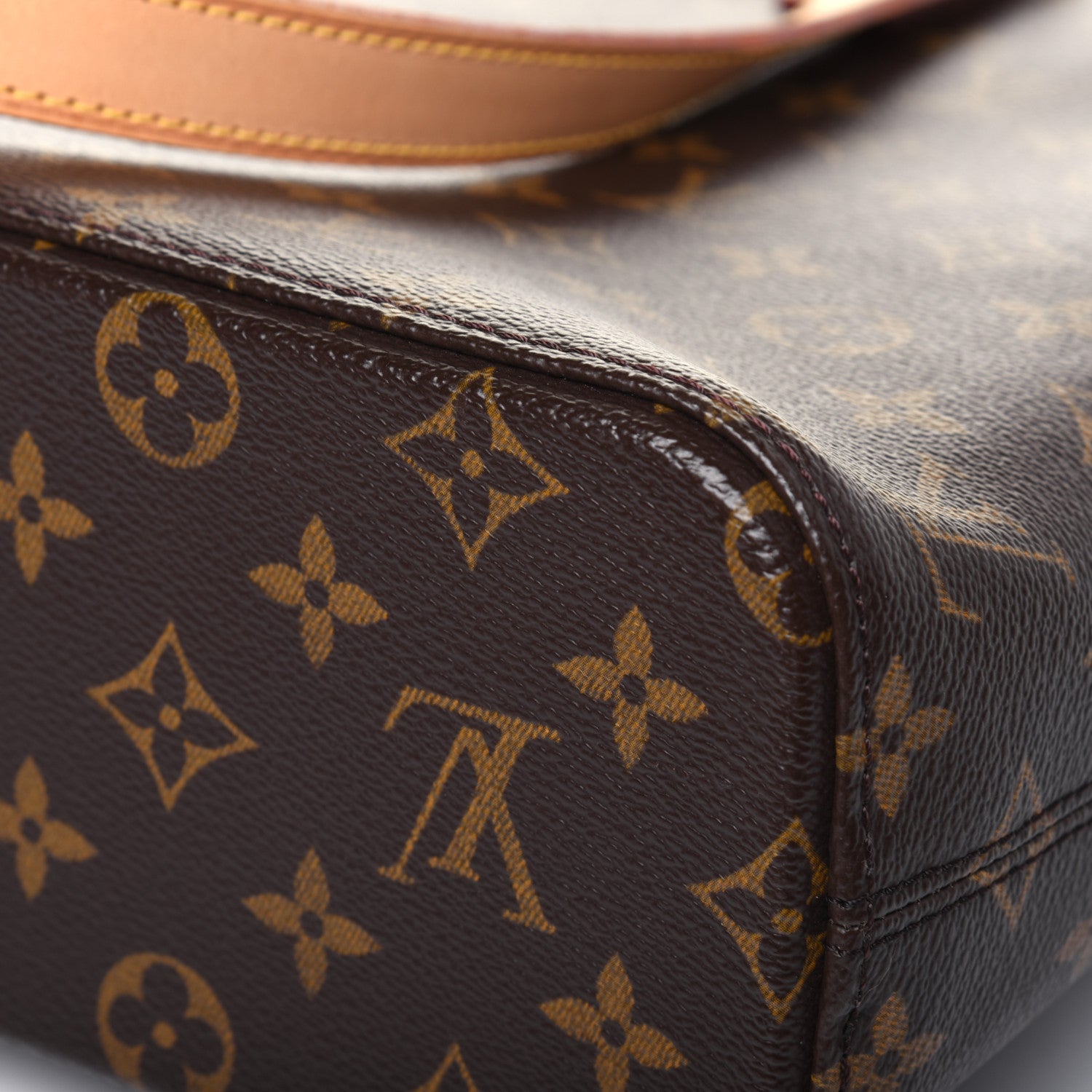 Louis Vuitton Monogram Luco 11 of 16