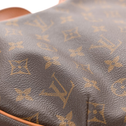 Louis Vuitton Monogram Croissant MM 12 of 12