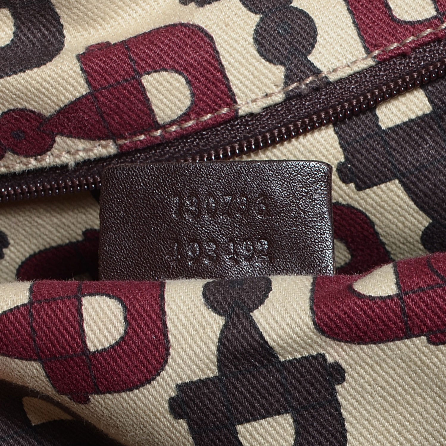 Gucci Guccissima Medium Abbey Shoulder Bag Chocolate 7 of 9