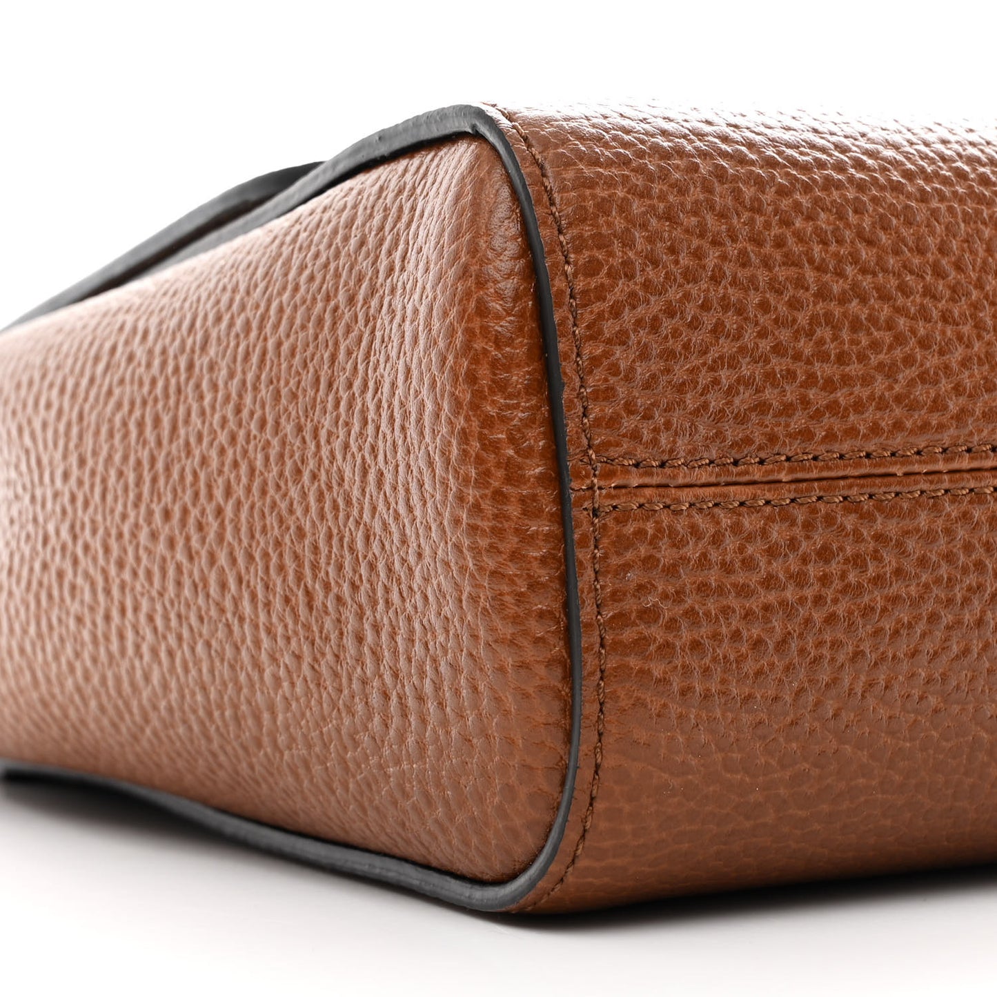 Small Classic Grain Calfskin Medium Lily Flap Oak
