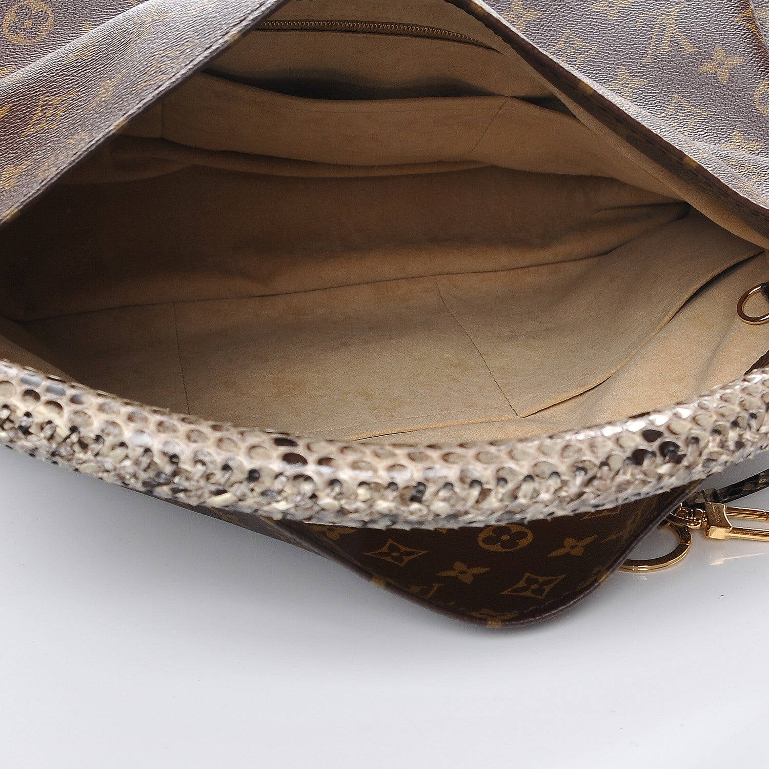 Louis Vuitton Snakeskin Monogram Artsy MM 5 of 7