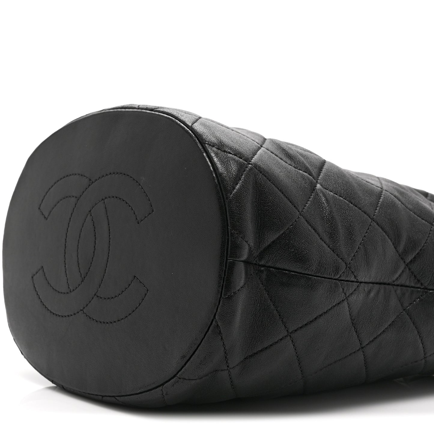 Shiny Lambskin Quilted Small Chain Is More Drawstring Bag Black