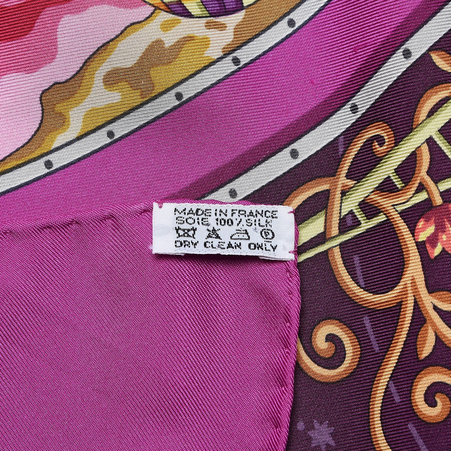 Silk www.hermes.com Scarf 90