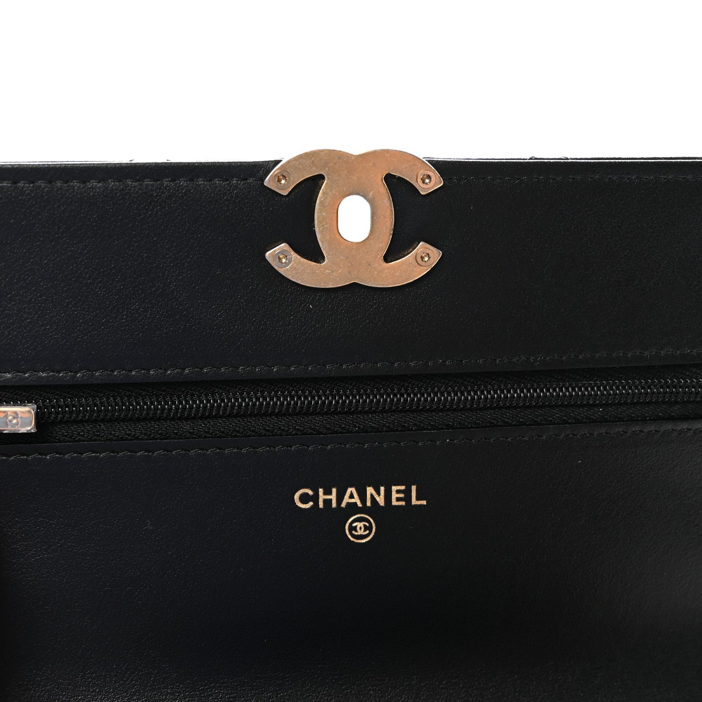 Calfskin Quilted Perfect Fit Wallet On Chain WOC Black