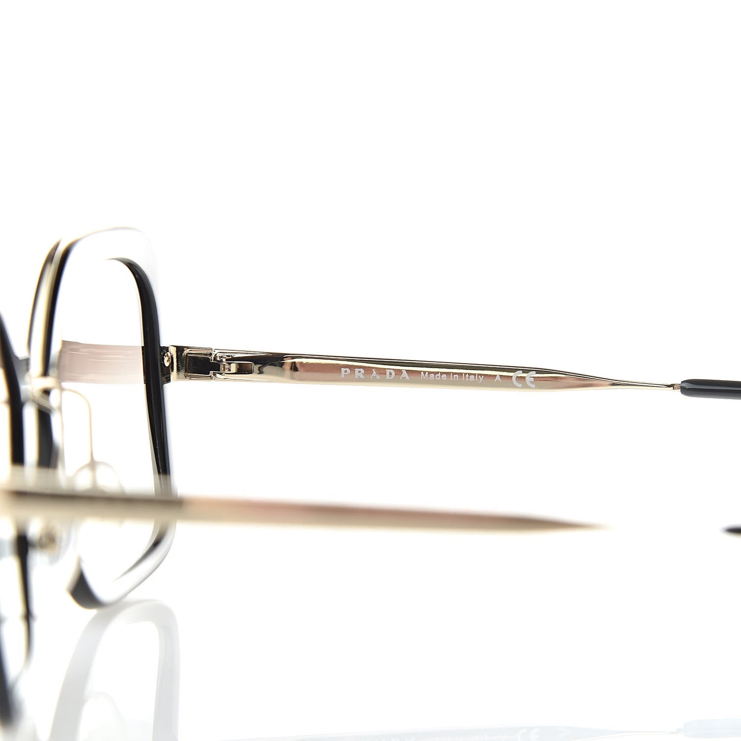 Cinema Sunglasses SPR57U Black