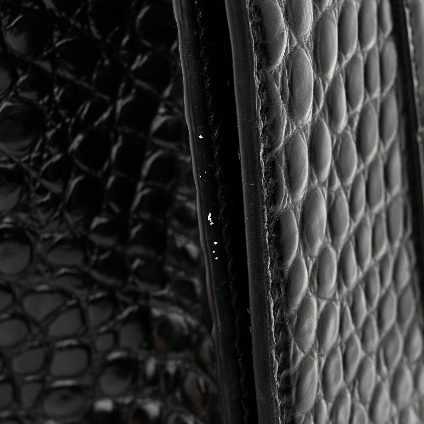 Shiny Calfskin Monochrome Crocodile Embossed Medium Hourglass Top Handle Bag Black
