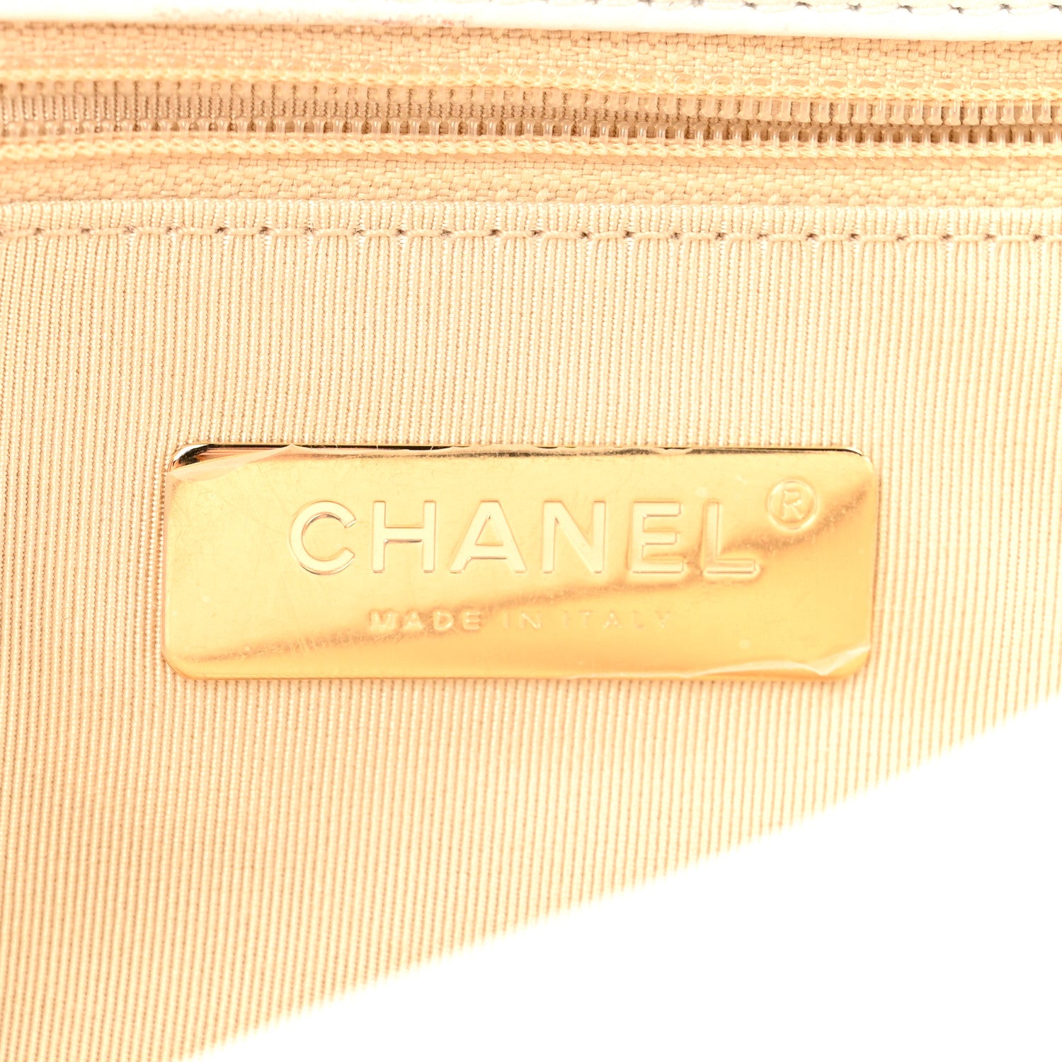 Chanel Goatskin Quilted Medium Chanel 19 Flap White 6 of 12