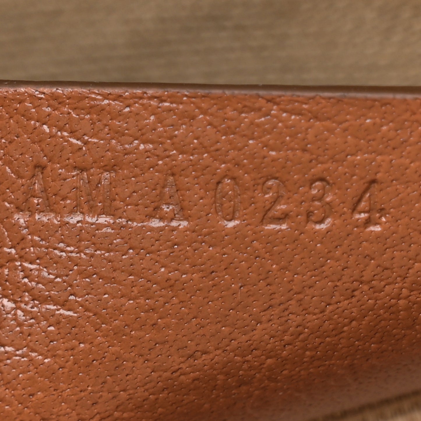 Buffalo Medium Voyou Bag Soft Tan