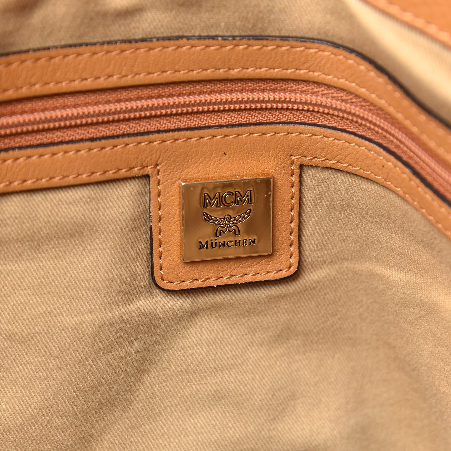 Visetos Medium Essentials Shopper Tote Cognac