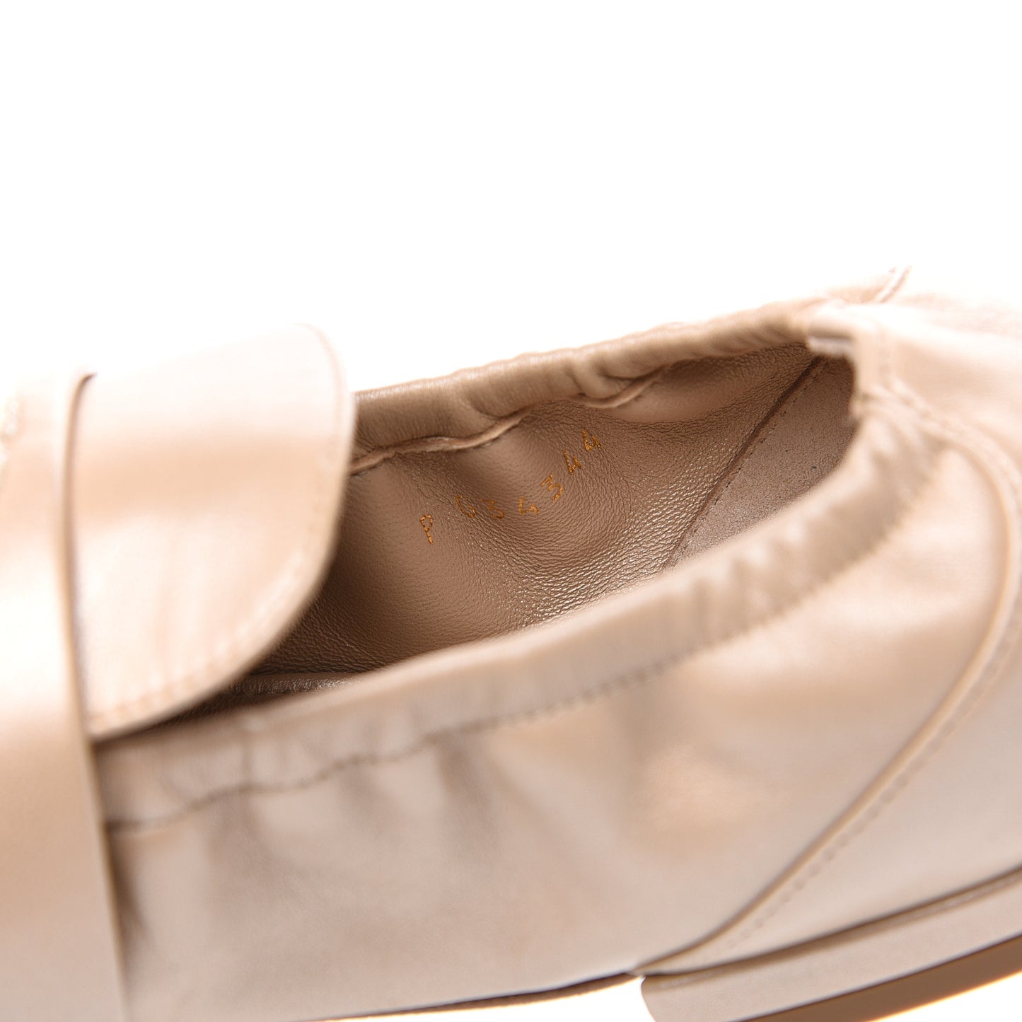 Laminated Lambskin Womens Quilted Elastic CC Moccasin Loafers 36 Beige