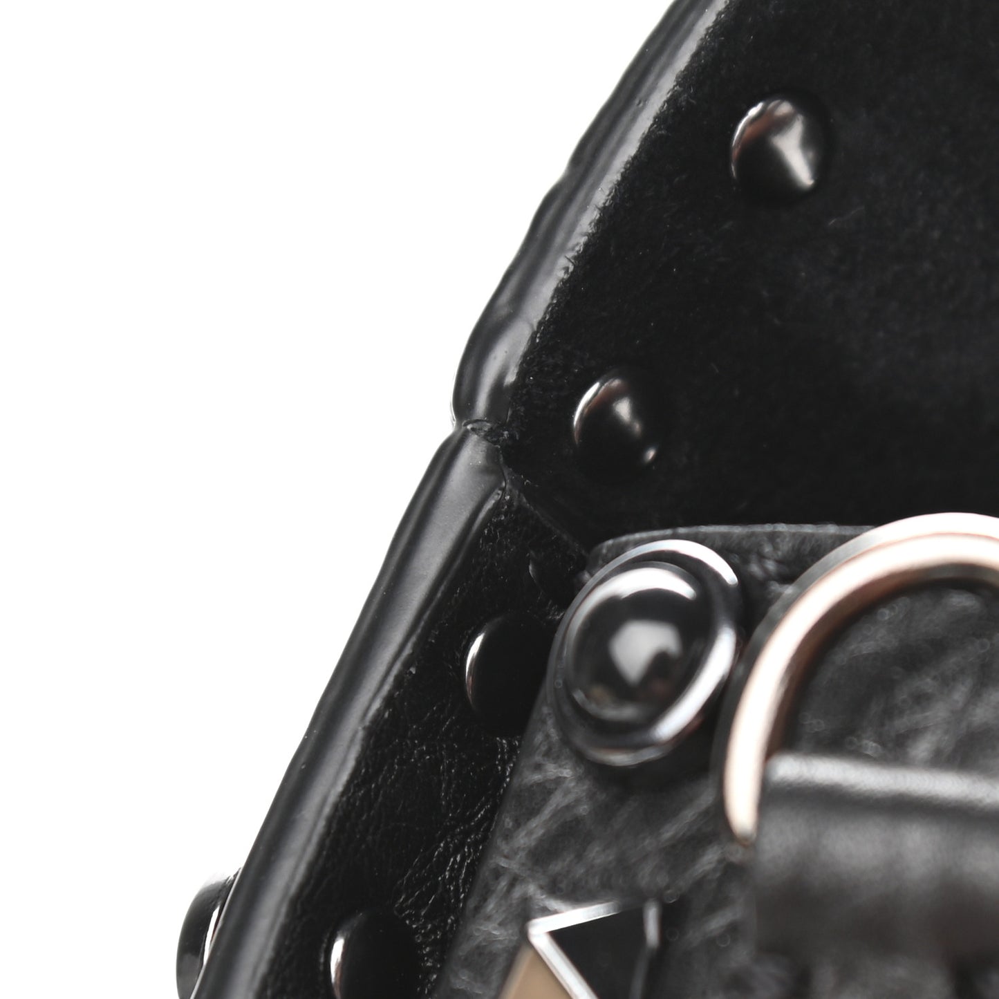 Pebbled Calfskin Onyx Medium Rockstud Rolling Flap Saddle Bag Black