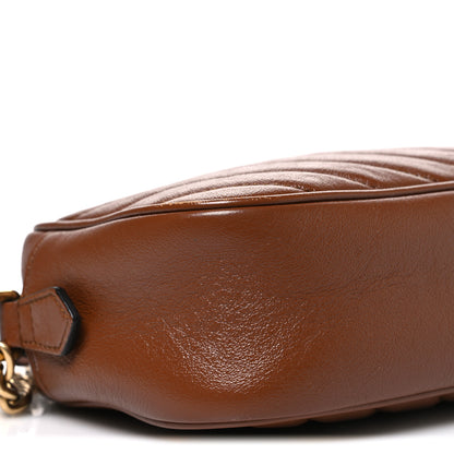 Gucci Glazed Calfskin Matelasse Diagonal Small GG Marmont Chain Shoulder Bag Cuir 9 of 10