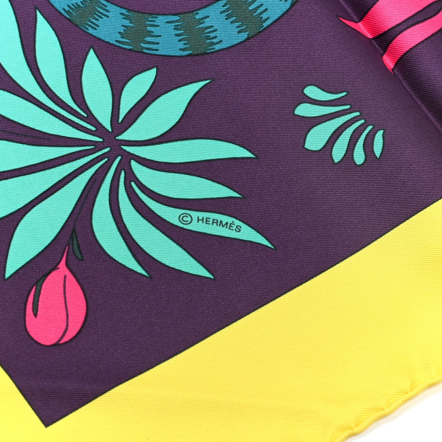 Hermes Silk Les Leopards Scarf 90 Jaune Vif Marine Canard 3 of 5