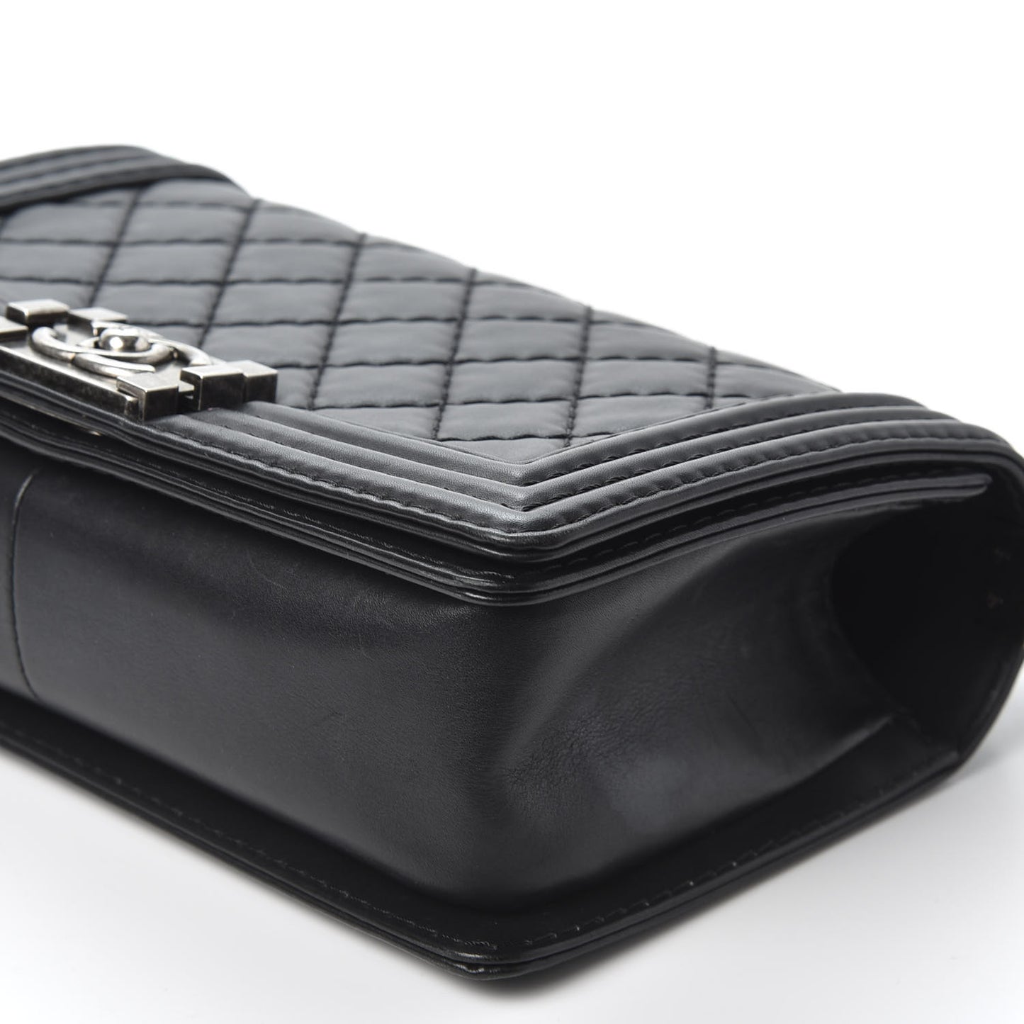 Lambskin Stitched Medium Boy Flap Black