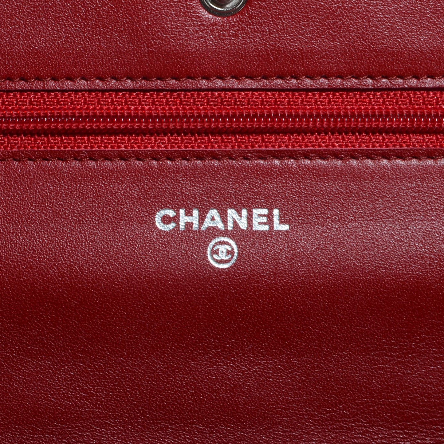 Patent Quilted Brilliant Wallet On Chain WOC Red