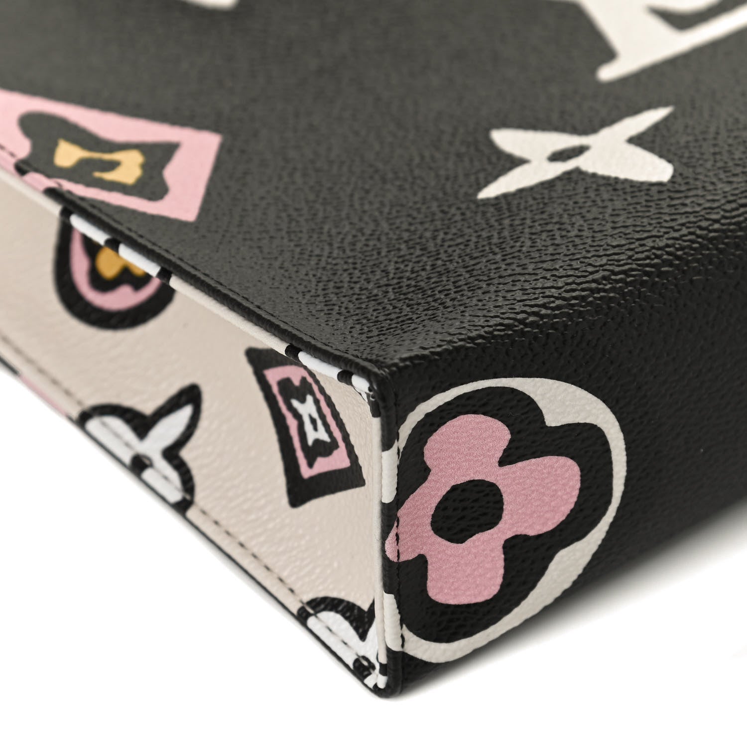 Louis Vuitton Monogram Giant Wild At Heart Toiletry Pouch 26 Black 9 of 11