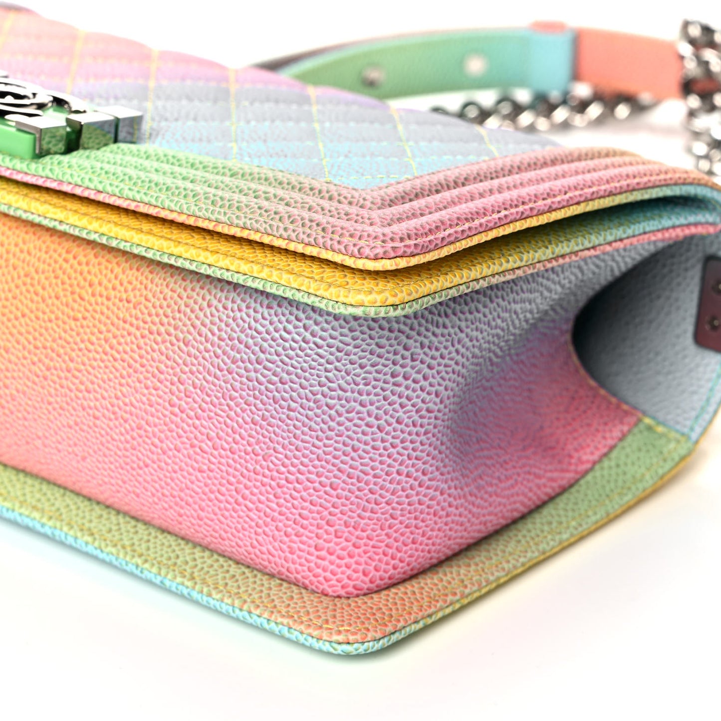 Caviar Quilted Medium Cuba Rainbow Boy Flap Multicolor
