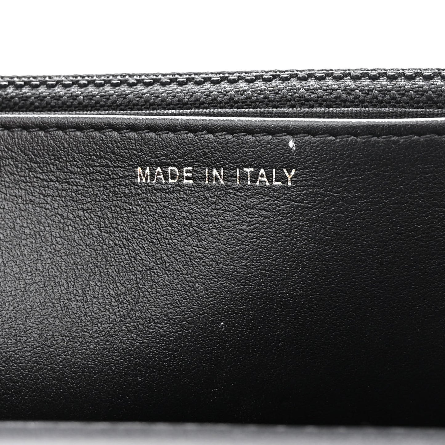Caviar Quilted CC Filigree Wallet On Chain WOC Black
