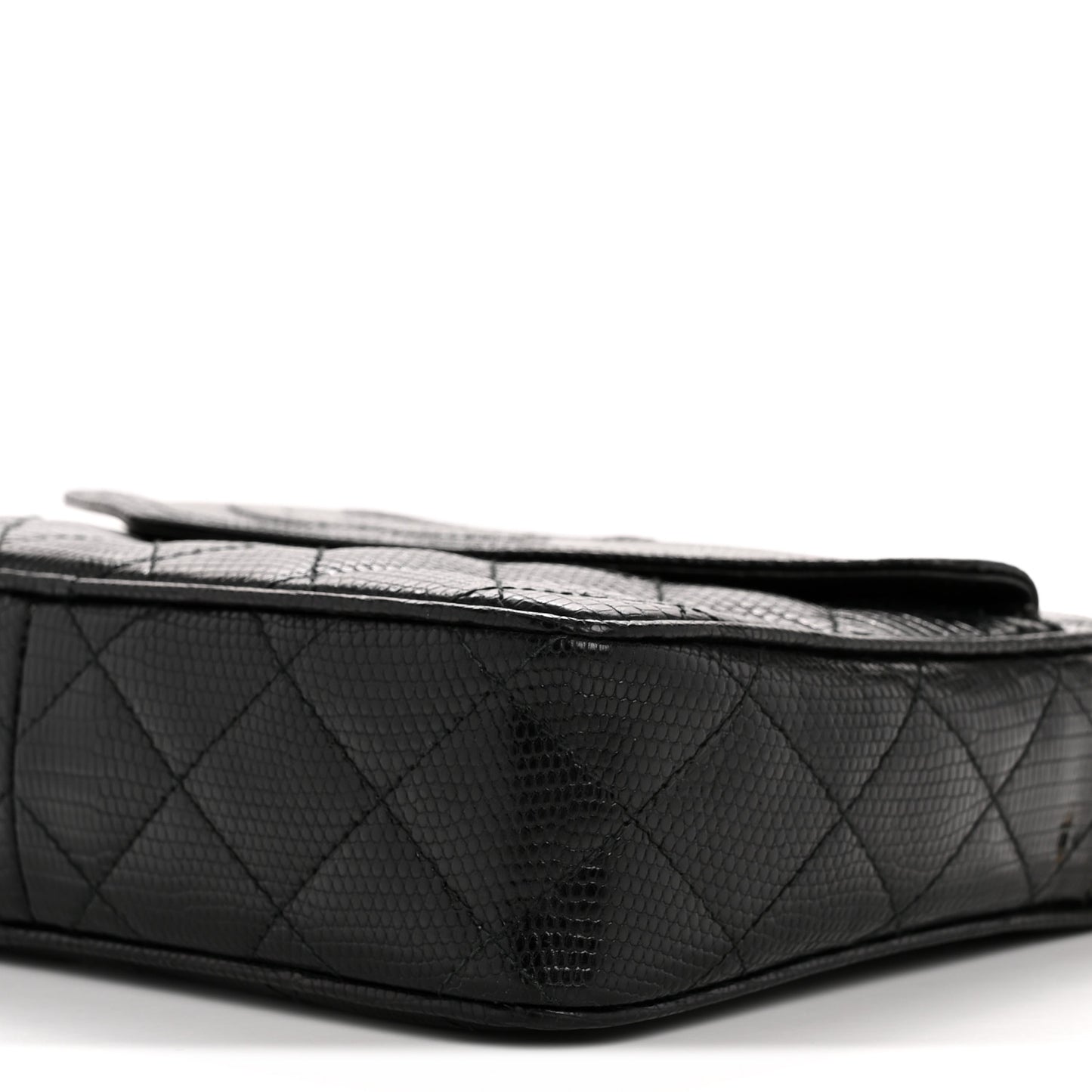 Lizard Quilted Small Tassel Camera Case Black