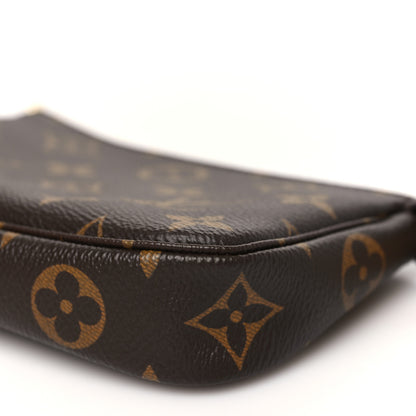 Louis Vuitton Monogram Mini Pochette Accessories 10 of 11