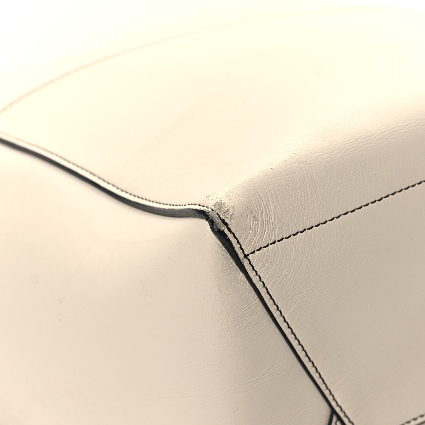 Supersoft Calfskin Sangle Bucket Bag White