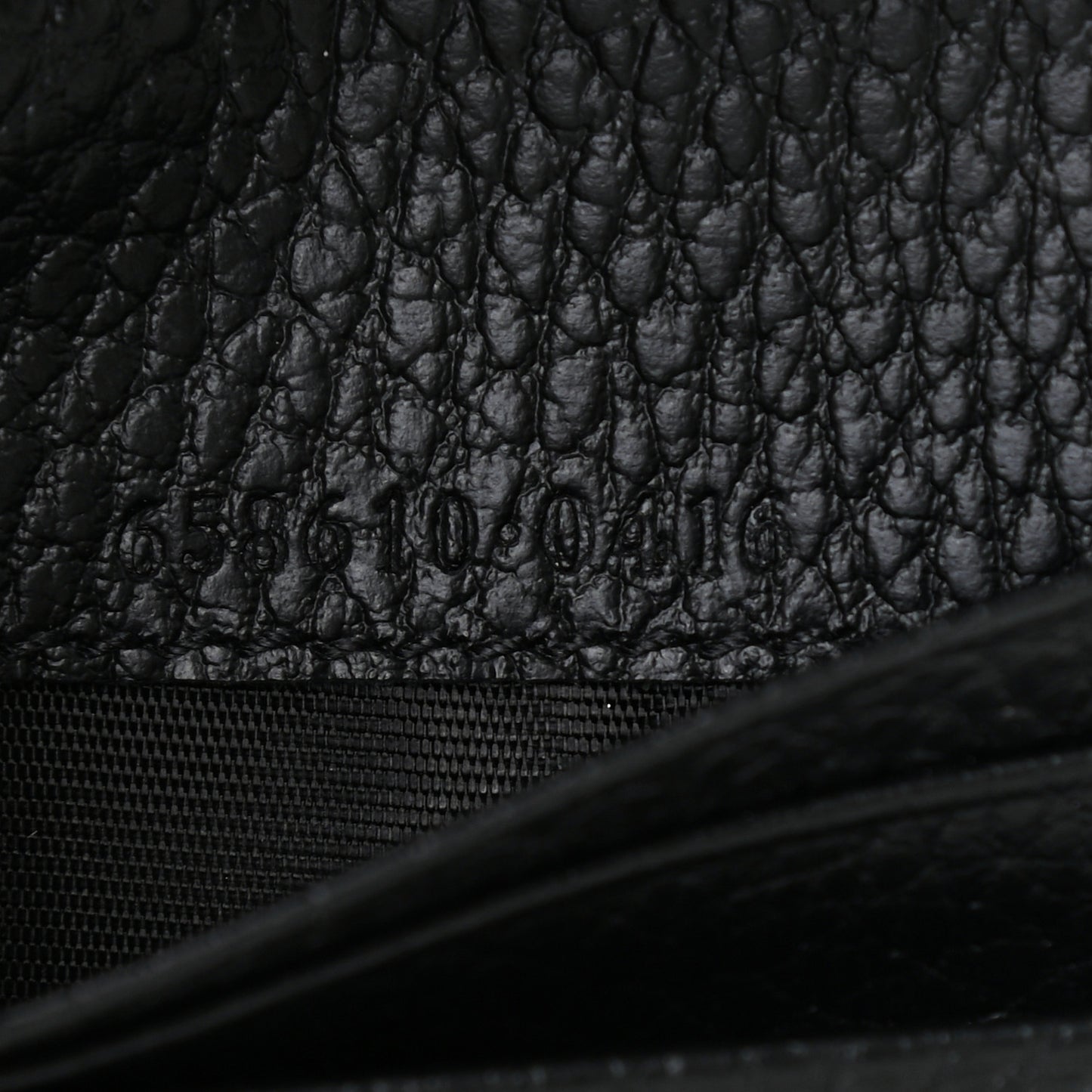 Dollar Calfskin GG Supreme Monogram GG Marmont Card Case Black Beige Ebony