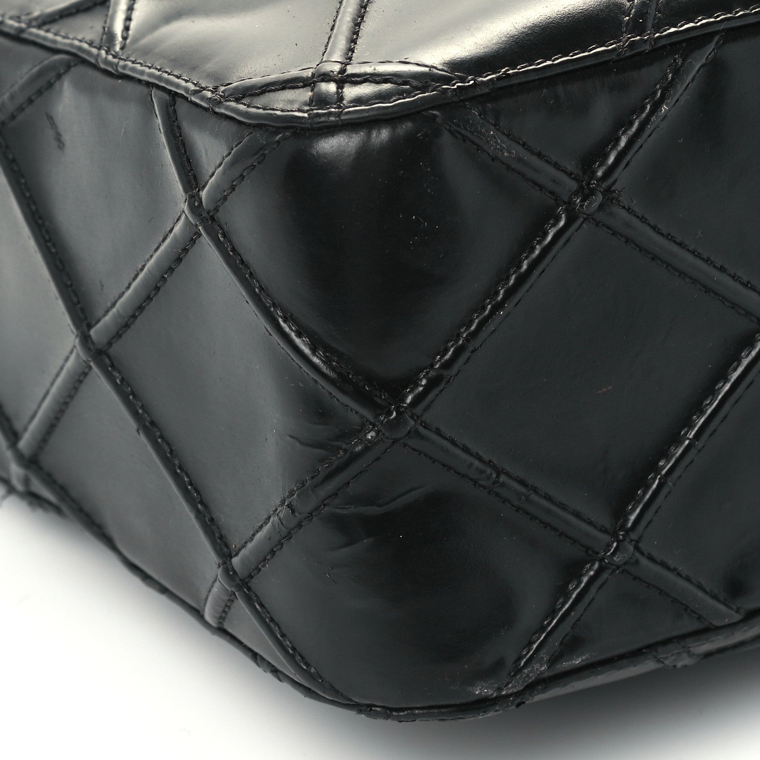 Chanel Patent Diamond Stitch Shoulder Bag Black 10 of 14